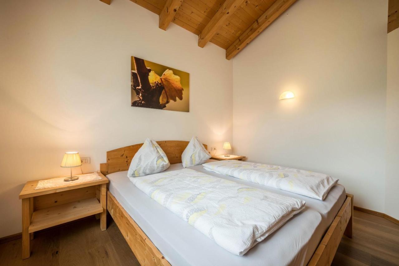 Kreuzhof Rechts Apartment Novacella Ngoại thất bức ảnh